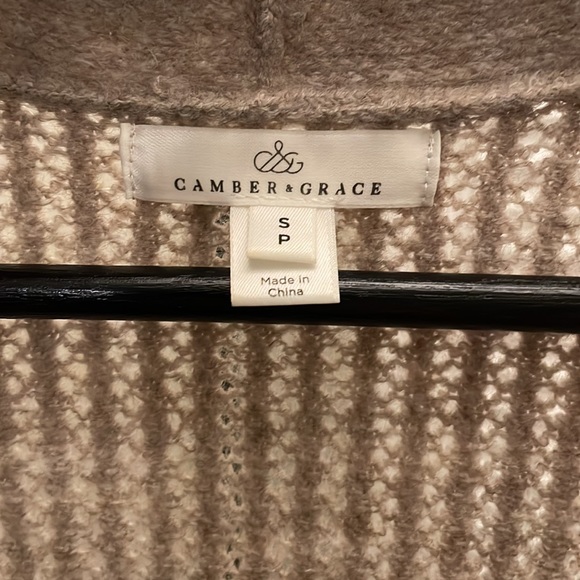 Cardigan - Picture 3 of 3